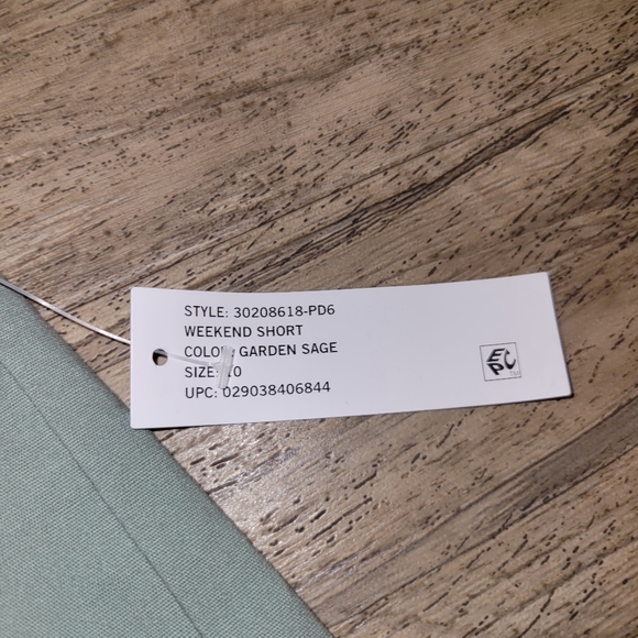 Gloria Vanderbilt weekend shorts classic rise green size womens 10 - Picture 2 of 8